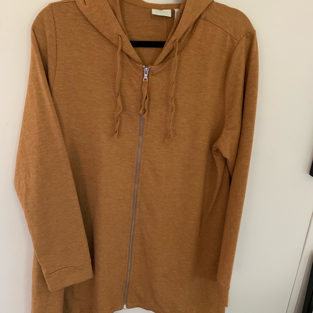 LOGO by LORI GOLDSTEIN Zip Up Hoodie 
SIZE LARGE